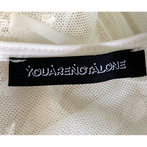 YOU’RE NOT ALONE SHEER CREAM LACE EMBROIDERED FRINGE DUSTER. WOMEN’S SIZE LARGE - Picture 8 of 9